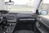 2018款标致308 1.6L自动时尚版