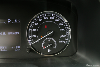 2018款君马SEEK 5（赛克5）1.5T自动领尚版