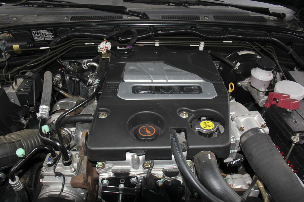 2018款宝典2.9T手动新超值柴油两驱豪华型标准货箱JX4D30B5L