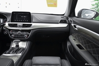 2017款传祺GA8 1.8T 280T自动尊享版