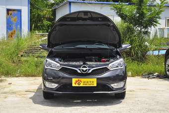 2016款海马M3 1.5L手动智能舒适型