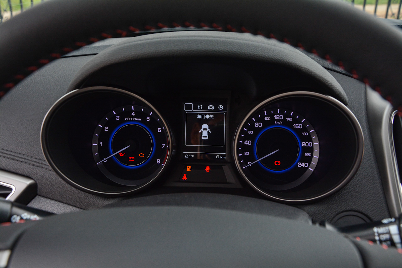 2016款逸动XT 1.6L手动俊酷型