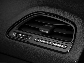 图集|新款道奇挑战者 经典的美式肌肉车