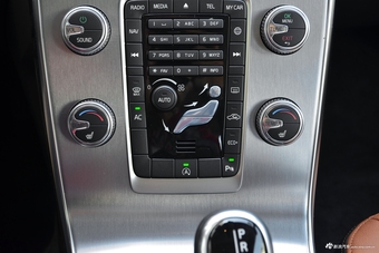 2018款沃尔沃S60L 2.0T自动T4智远版