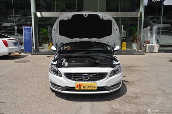 2018款沃尔沃S60L 1.5T自动T3智进版