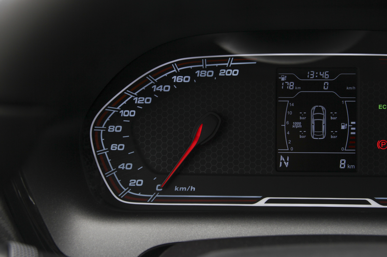  2018款瑞虎3xe新能源 400畅行版