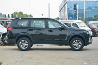 2017上汽大通D90 2.0T自动两驱水星