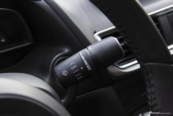 2017款马自达3昂克赛拉 三厢 1.5L 自动尊贵型