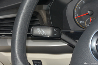 2018款朗逸1.5L自动舒适版