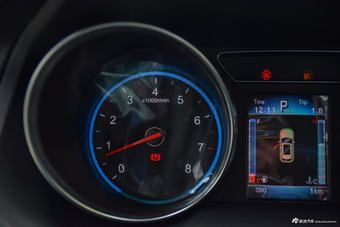 2016款众泰T600 2.0T自动豪华型运动版