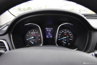 2018款领主2.5T手动柴油大双四驱超豪华型 