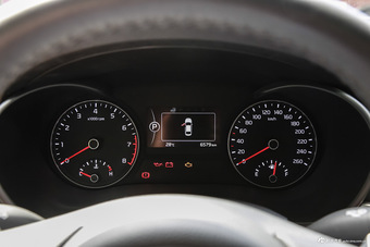 2016款起亚K5 1.6T自动PREMIUM