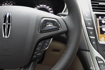 2017款林肯MKX 2.0T自动两驱尊享版