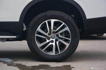 2017上汽大通D90 2.0T手动两驱火星