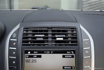 2017款林肯MKC 2.0T 两驱尊悦版（白）