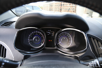 2015款瑞风S5 1.5T手动舒适型