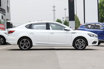 2018款名爵6 1.5T自动20T豪华智联版