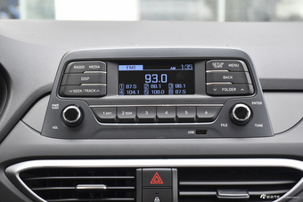 2018款逸行1.6L自动逸享版