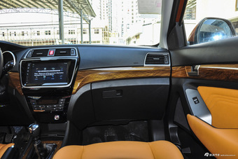 2016款北汽威旺S50 1.5T手动欢动版超越型