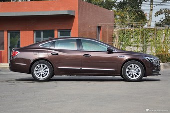 2016款别克君越混动30H 1.8L自动精英型