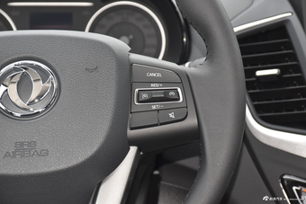 2018款东风风神AX7 1.6T自动豪华型