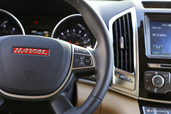 2016款哈弗H9 2.0T自动标准型7座