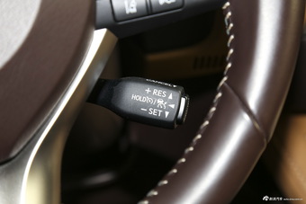 2016款雷克萨斯GS 2.5L自动300h领先版