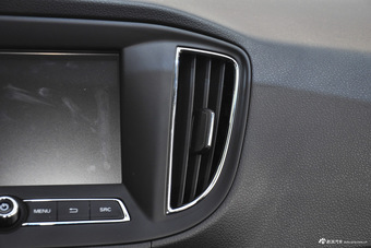 2016款荣威360 1.5L自动智屏版