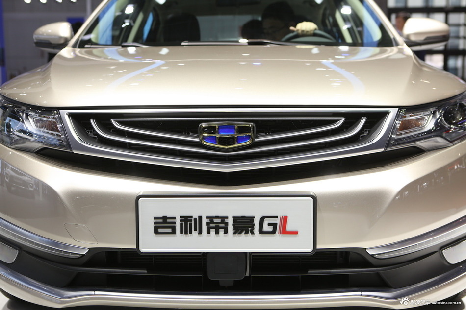 吉利帝豪GL最高优惠0.35万元 新浪购车报名中