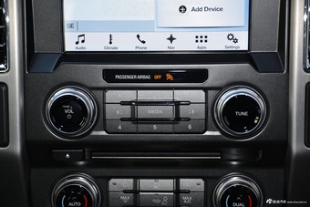 2017款福特F150 3.5T 10AT白金精英版加版