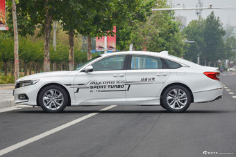 2018款雅阁1.5T自动舒适版230TURBO