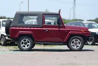 2016款战旗2.0L手动角斗士豪华型 国V