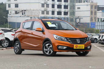 2017款宝骏310 1.5L自动豪华型