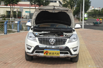 2016款北汽威旺S50 1.5T手动欢动版尊贵型