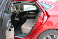 2018款博瑞GE MHEV耀智版