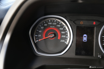 2016款东南DX3 1.5L手动豪华型