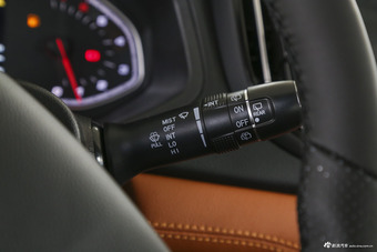 2016款瑞虎7 1.5T手动耀目版