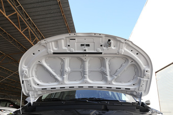 2016款东南DX3 1.5L手动豪华型