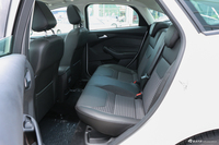 2018款福克斯三厢1.6L自动风尚型智行版