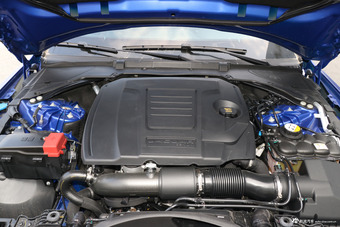 2019款捷豹XEL 2.0T自动200PS尊享版