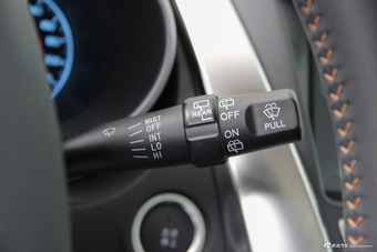 2016款比亚迪元1.5TID自动尊荣型