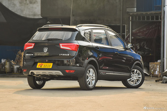 2016款 宝骏560 1.5T手动精英型