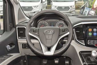 2017款瑞风M4 1.9T手动豪华型柴油