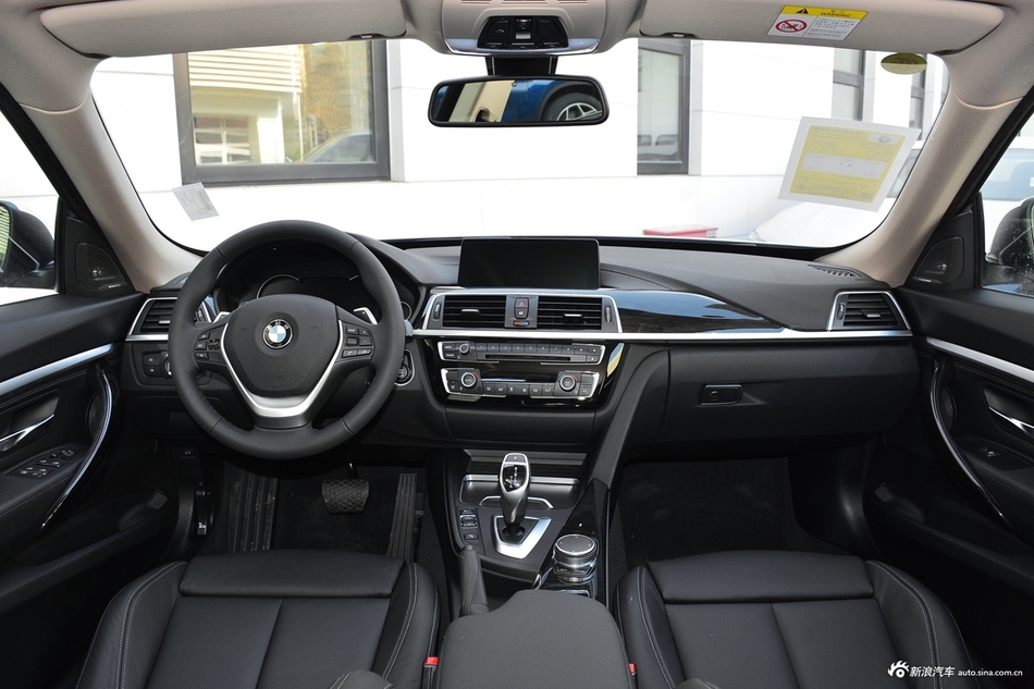 2019款宝马3系GT 2.0L自动320i豪华设计套装