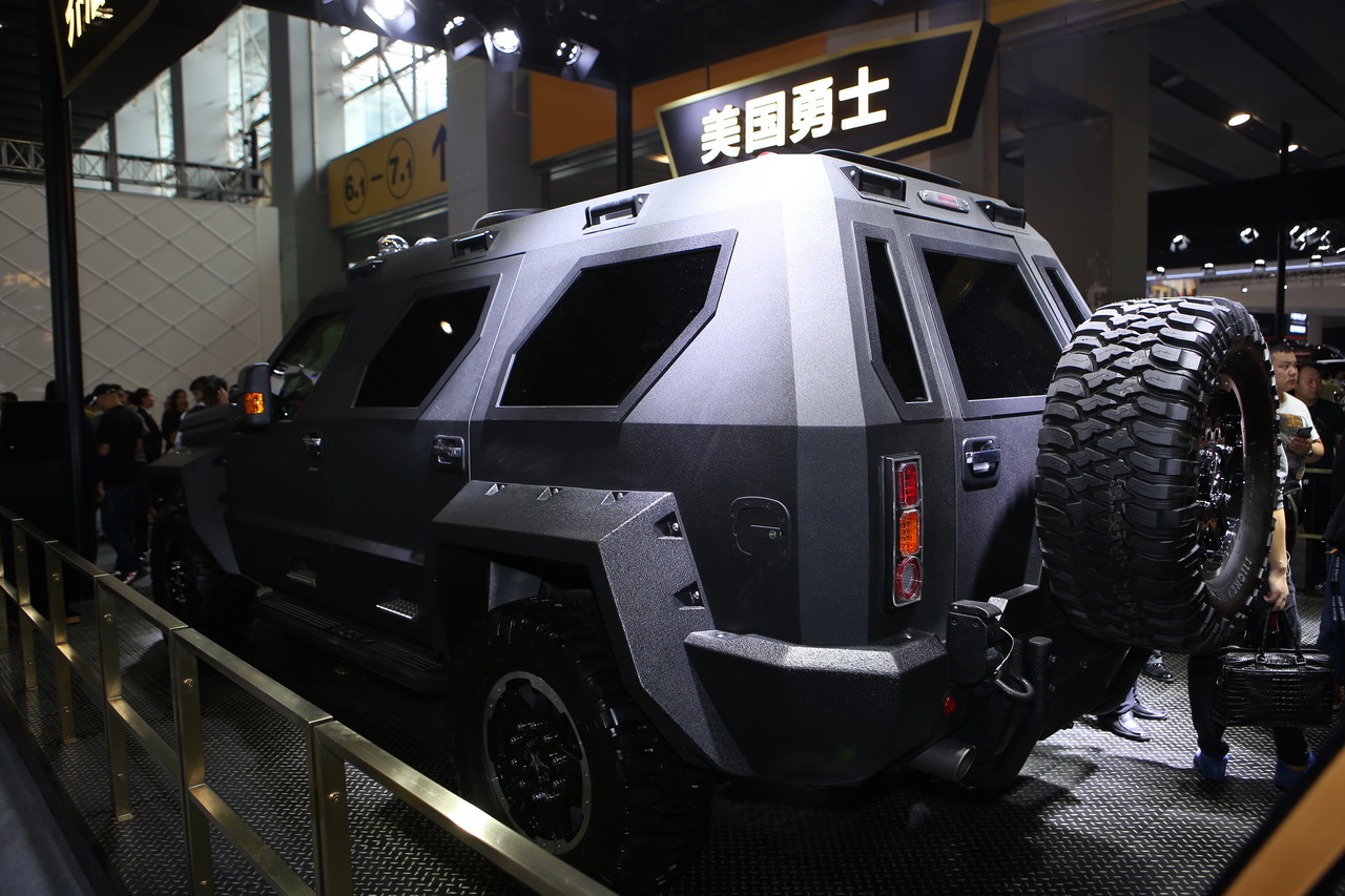 乔治巴顿 17款超级越野车