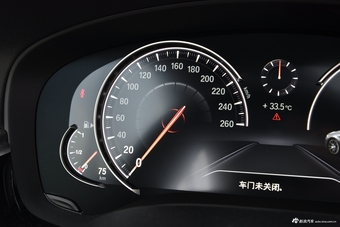 2018款宝马5系2.0T自动530Li尊享型 M运动套装