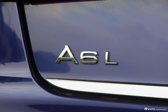 2017款奥迪A6L 2.5L自动30 FSI舒适型
