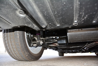 2017款塞纳3.5L自动XLE墨版