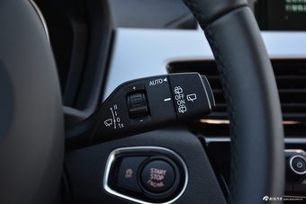 2019款宝马X1 2.0T自动sDrive20Li领先型