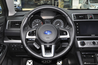 2016款力狮 2.5L自动全驱荣耀版